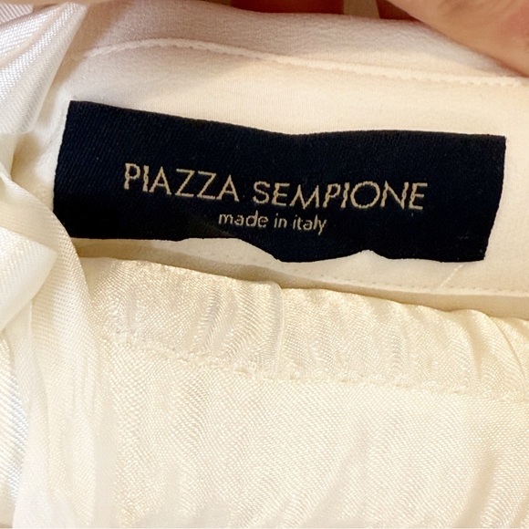 Piazza Sempione White Short Sleeve Button-Up Shirt with Black Trim Silk - Picture 4 of 6